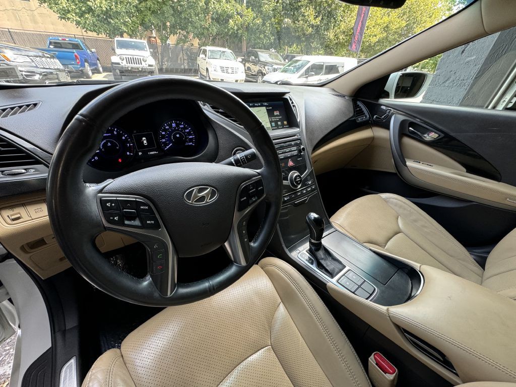 2015 Hyundai Azera Image 12