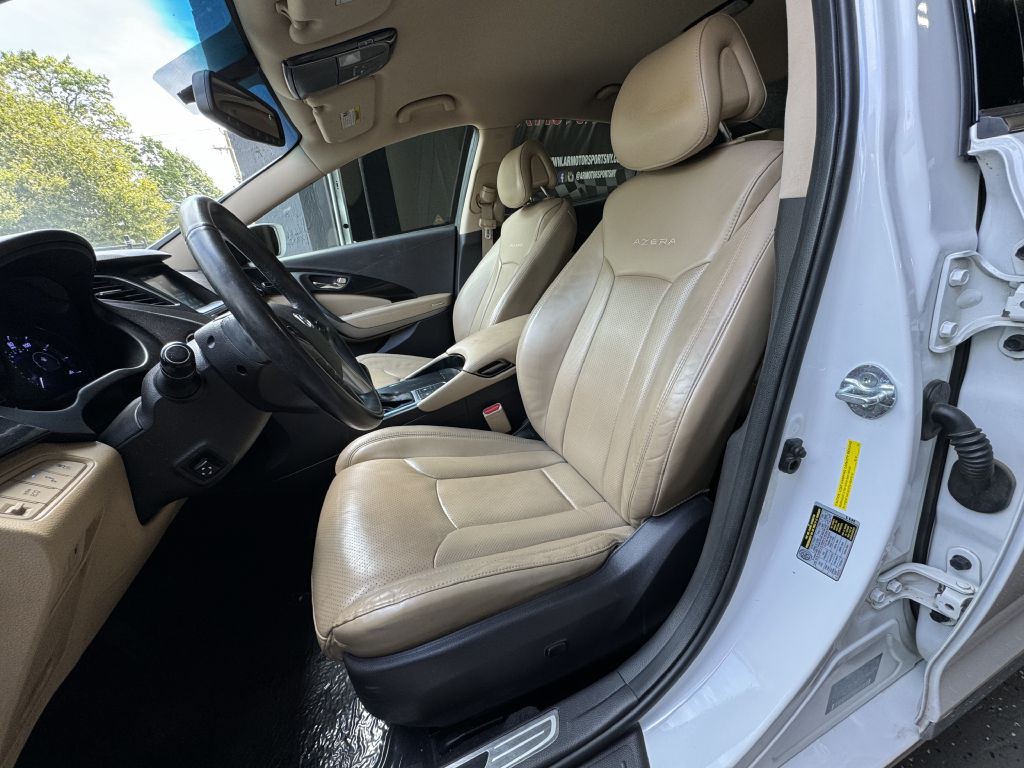 2015 Hyundai Azera Image 14