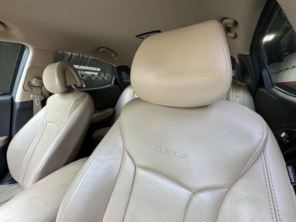 2015 Hyundai Azera Image 15