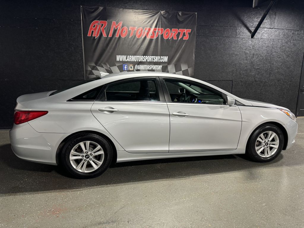 2013 Hyundai Sonata Image 6