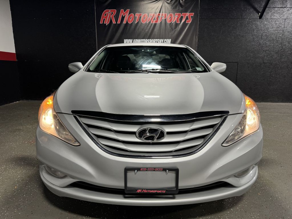 2013 Hyundai Sonata Image 8