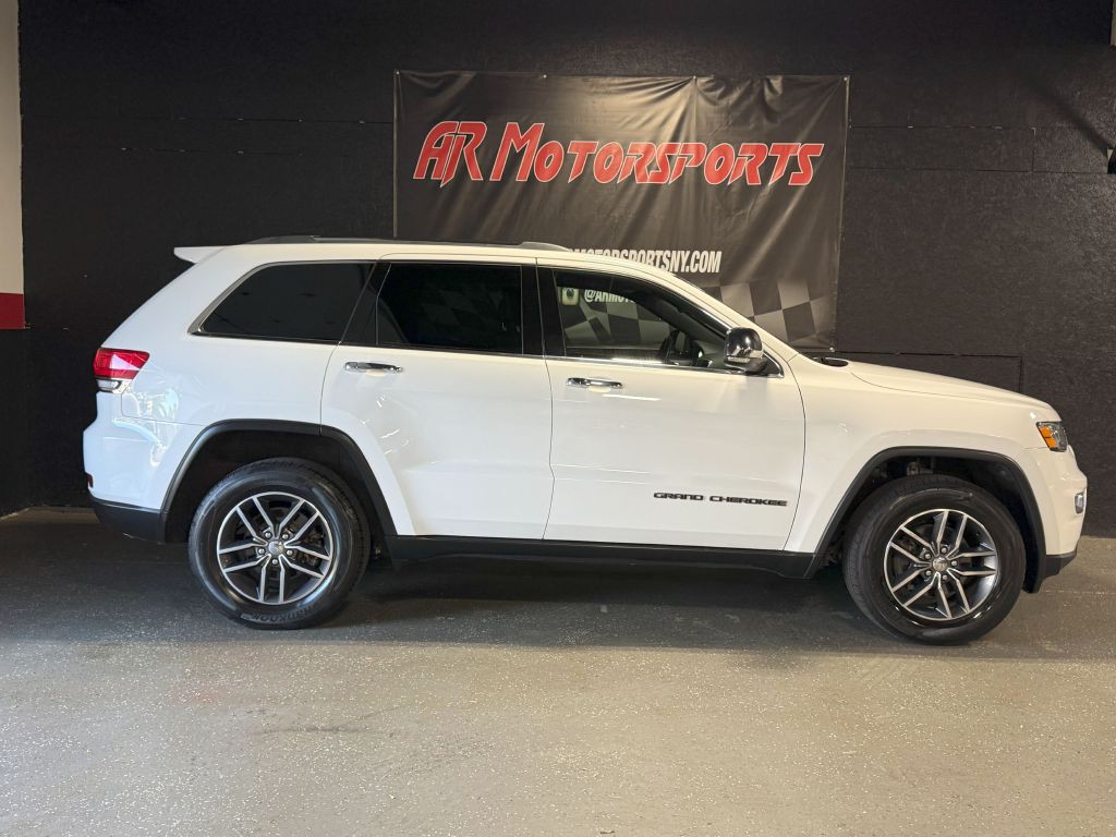 2018 Jeep Grand Cherokee Image 2