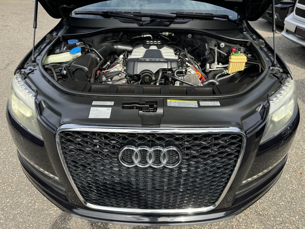 2015 Audi Q7 Image 9