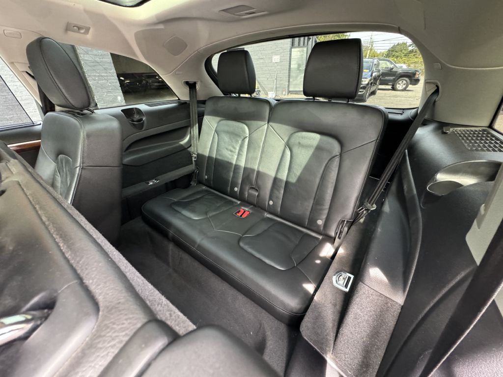 2015 Audi Q7 Image 23