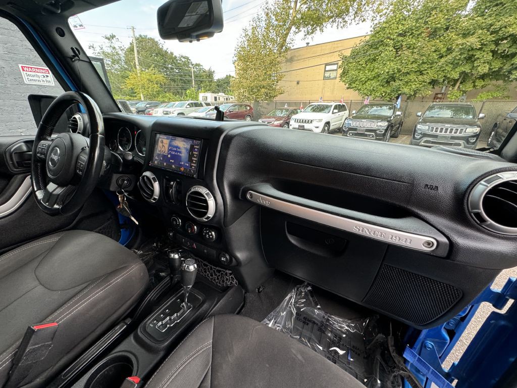 2016 Jeep Wrangler Unlimited Image 15