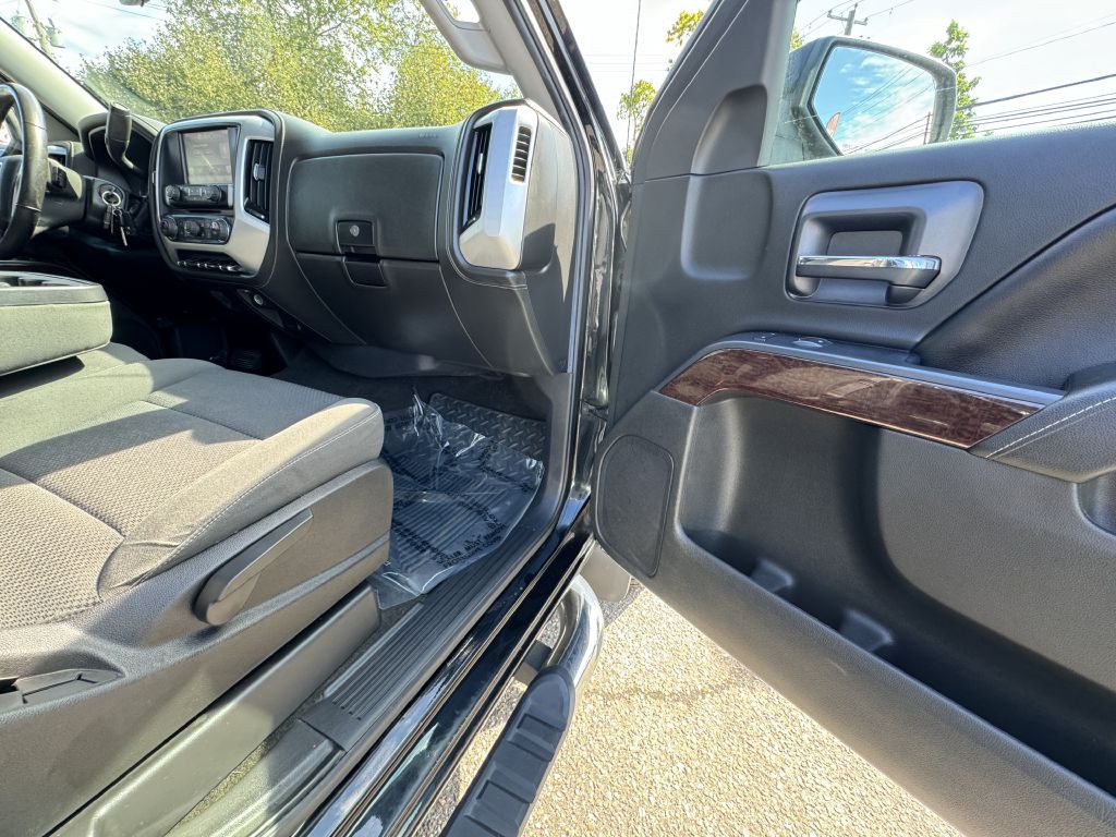 2015 GMC Sierra Image 18