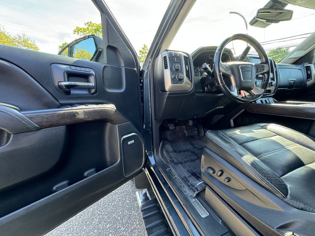 2018 GMC Sierra Image 14