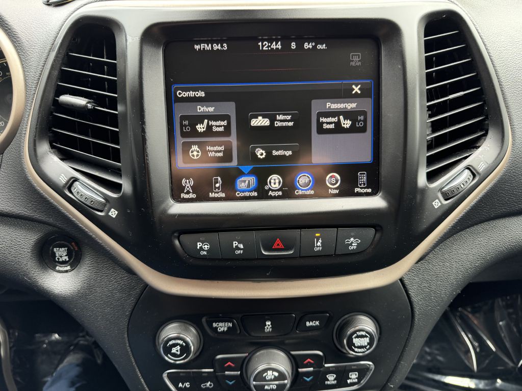 2016 Jeep Cherokee Image 10