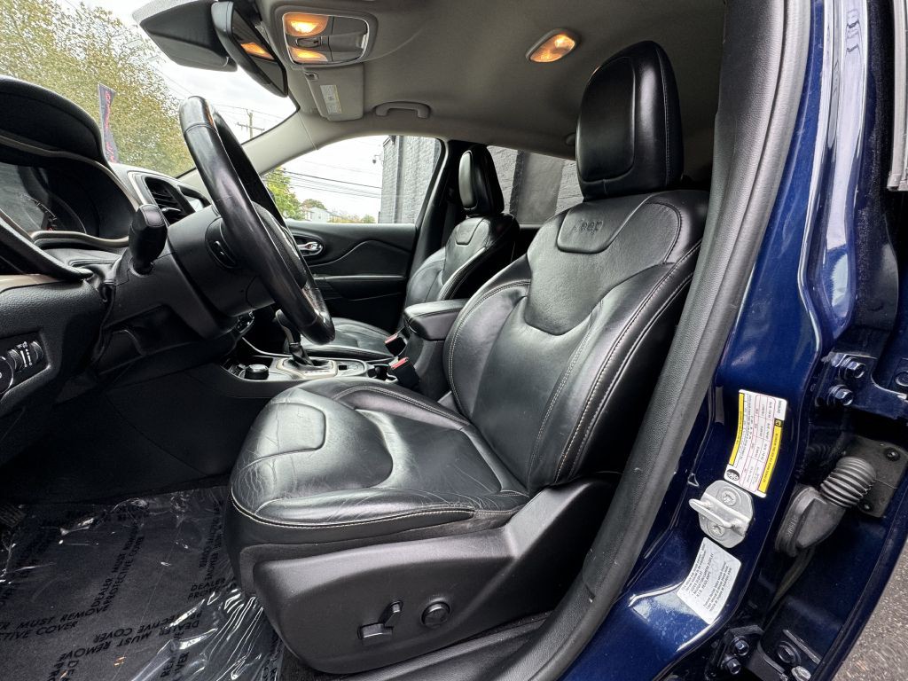 2016 Jeep Cherokee Image 13
