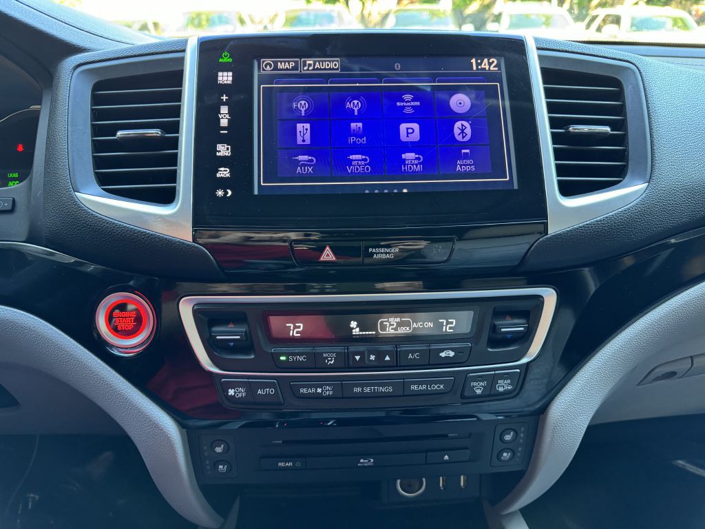2016 Honda Pilot Image 11