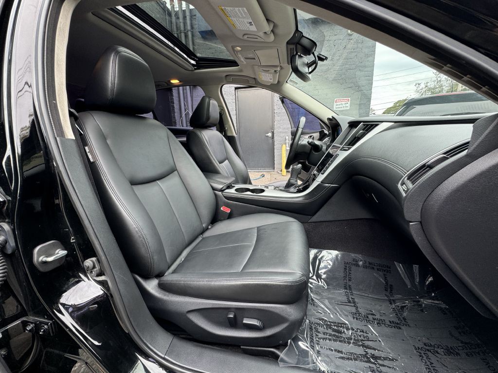 2019 INFINITI Q50 Image 16