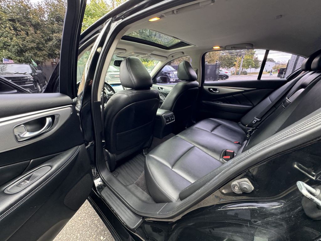 2019 INFINITI Q50 Image 19