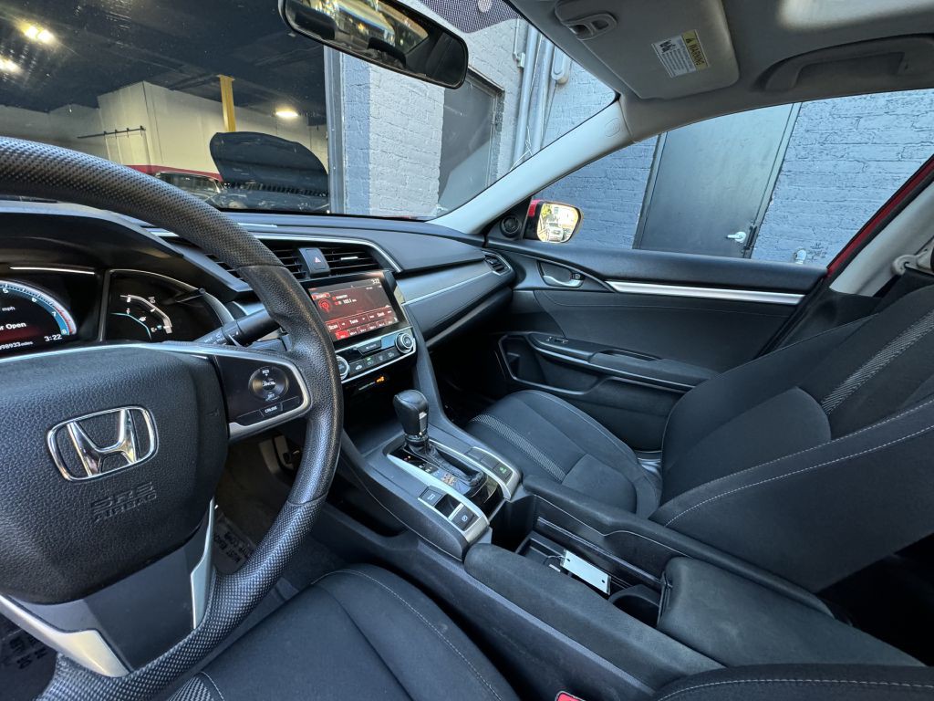 2017 Honda Civic Image 11