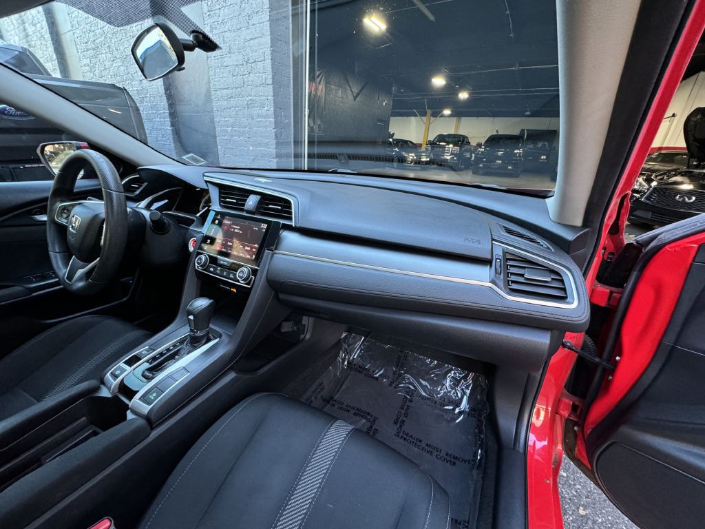 2017 Honda Civic Image 16