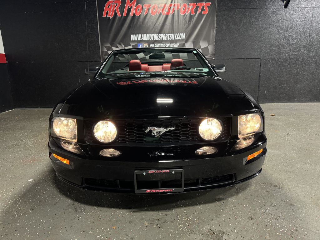 2006 Ford Mustang Image 9