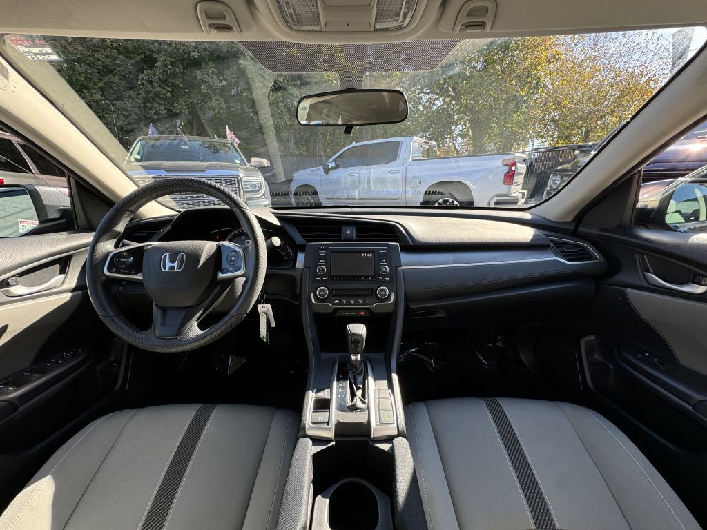 2018 Honda Civic Image 15