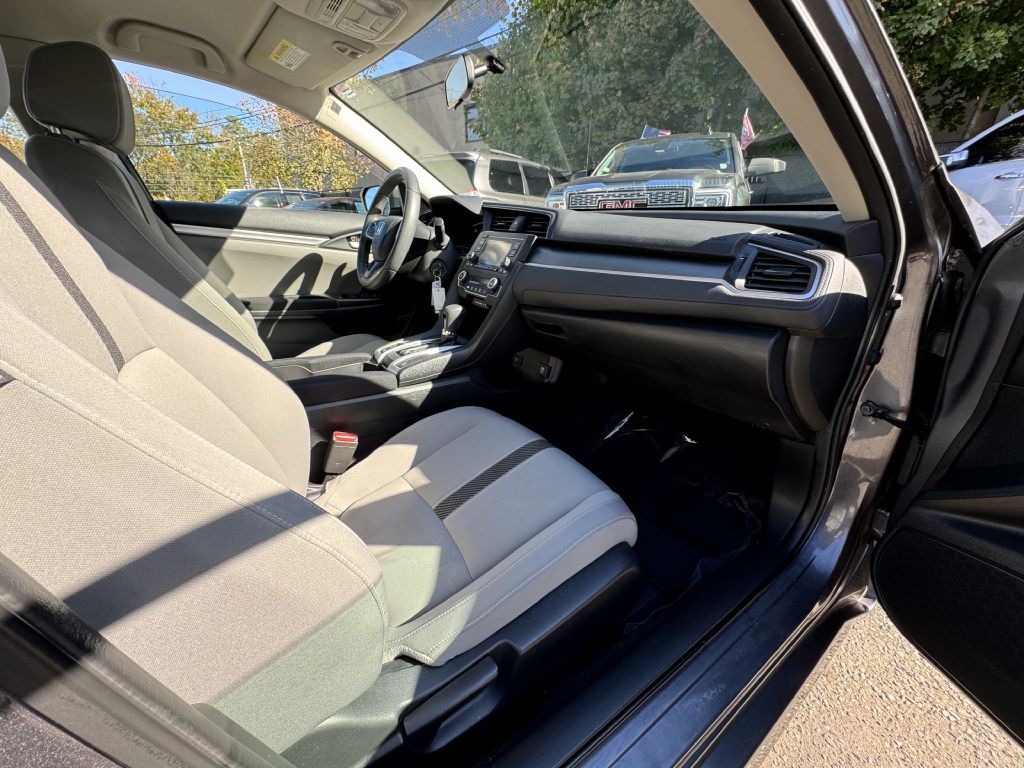 2018 Honda Civic Image 17