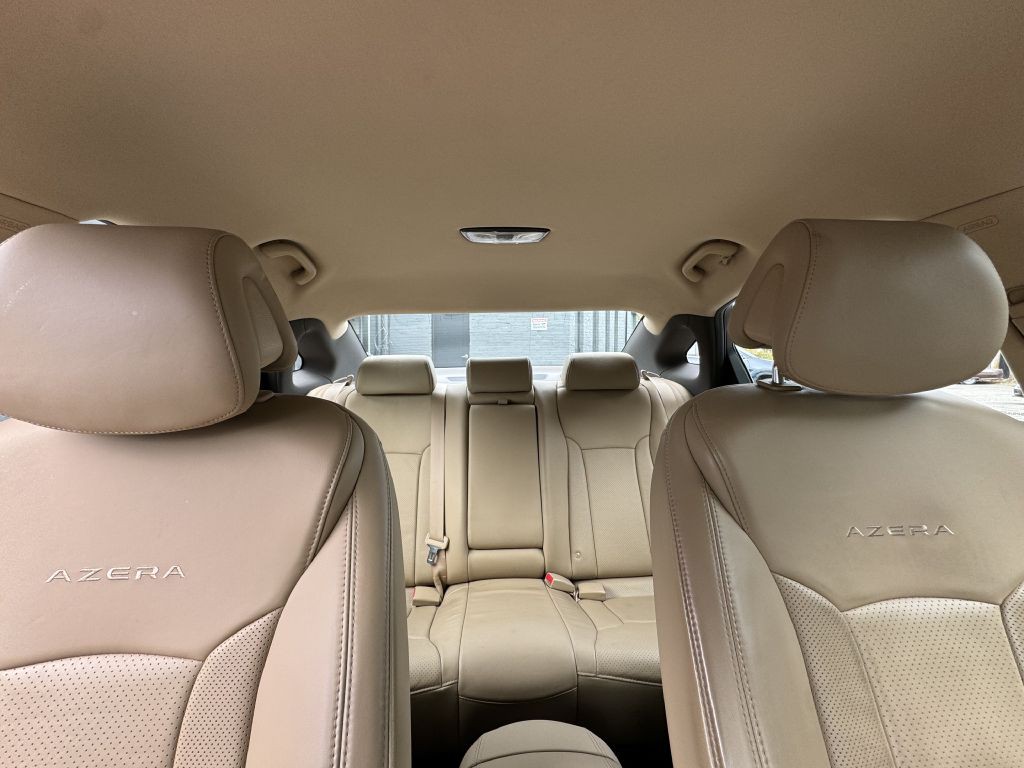 2014 Hyundai Azera Image 15