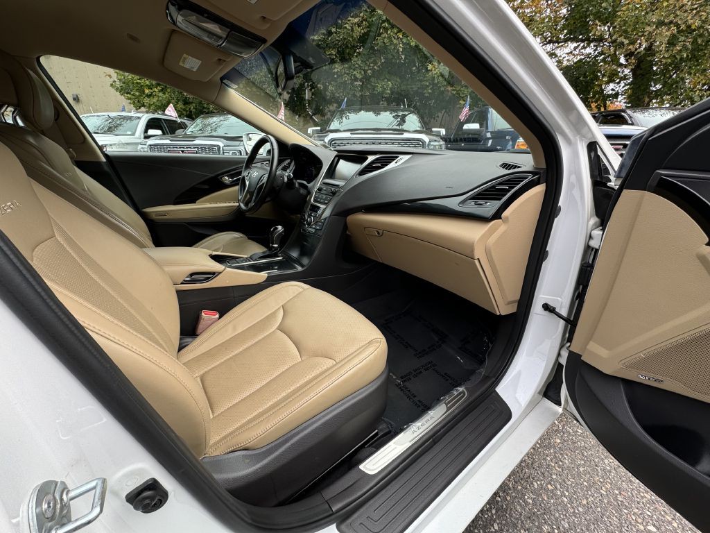2014 Hyundai Azera Image 16