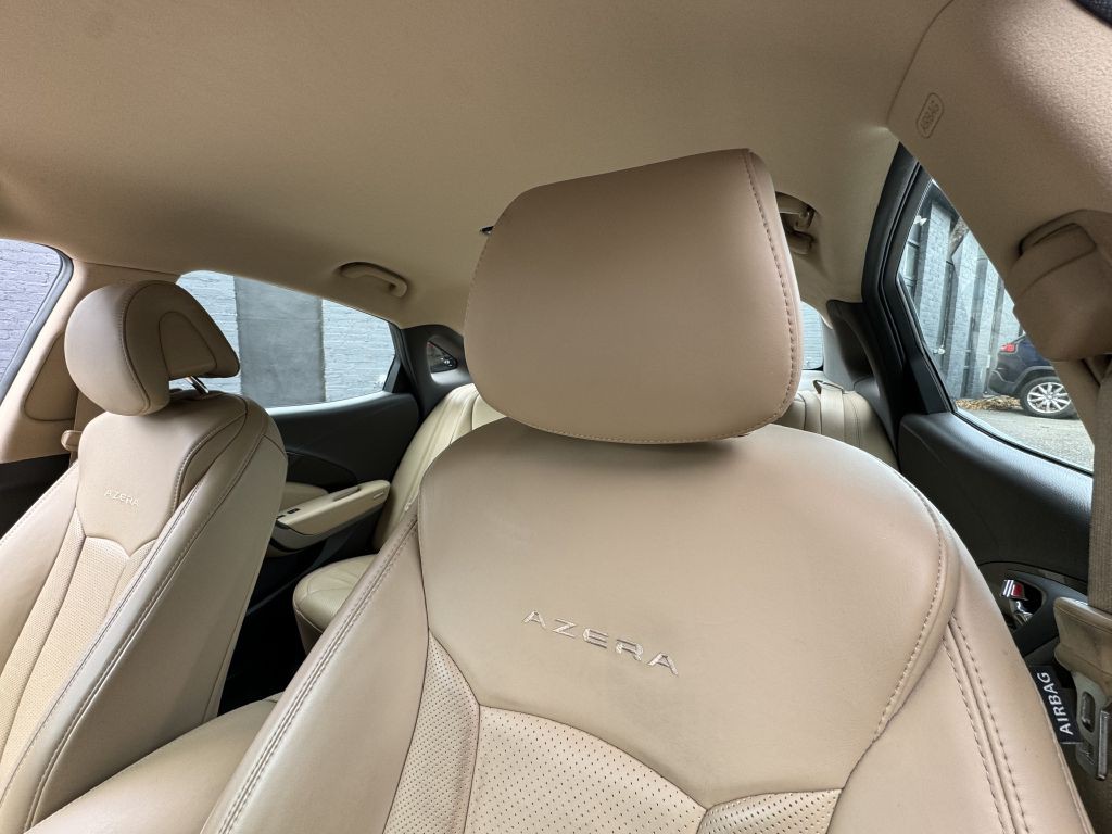 2014 Hyundai Azera Image 19