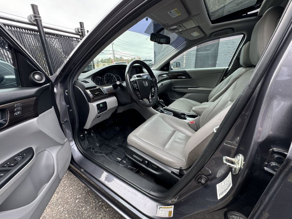 2016 Honda Accord Image 11