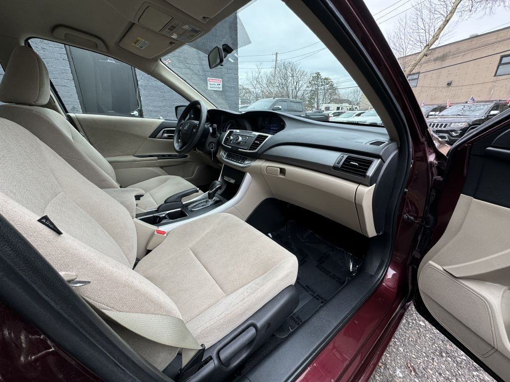 2013 Honda Accord Image 17