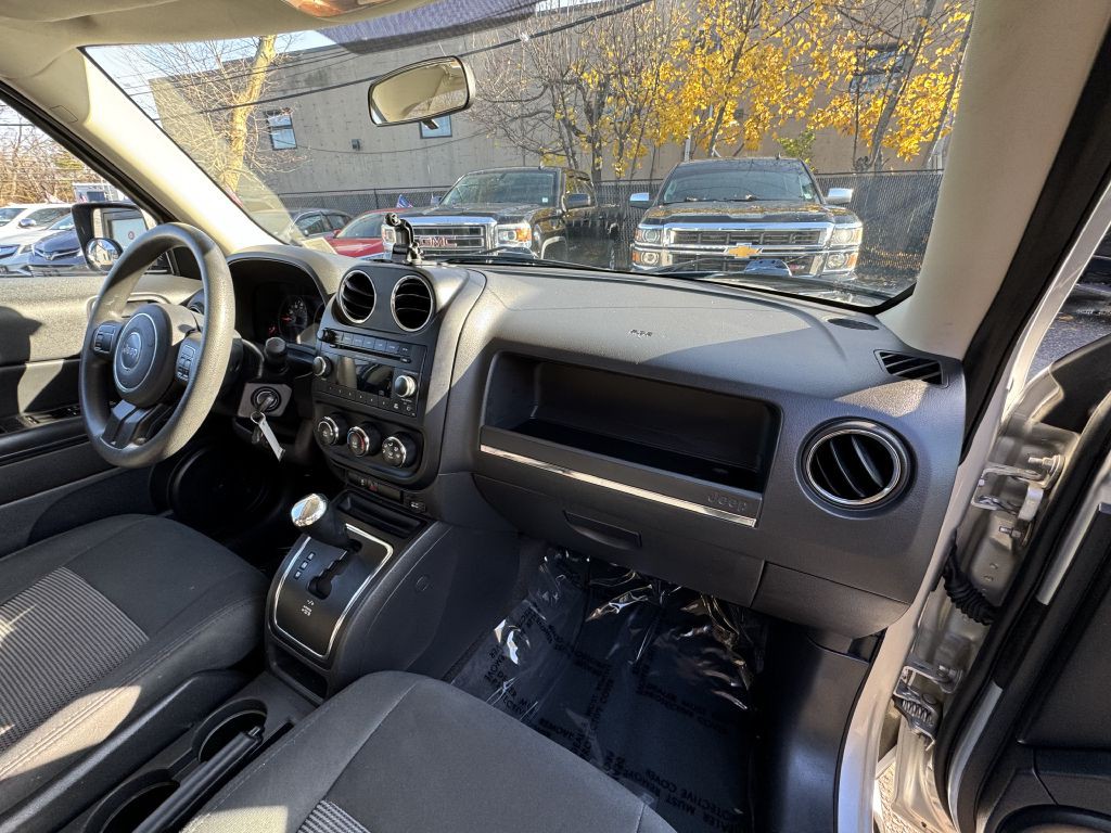 2012 Jeep Patriot Image 12