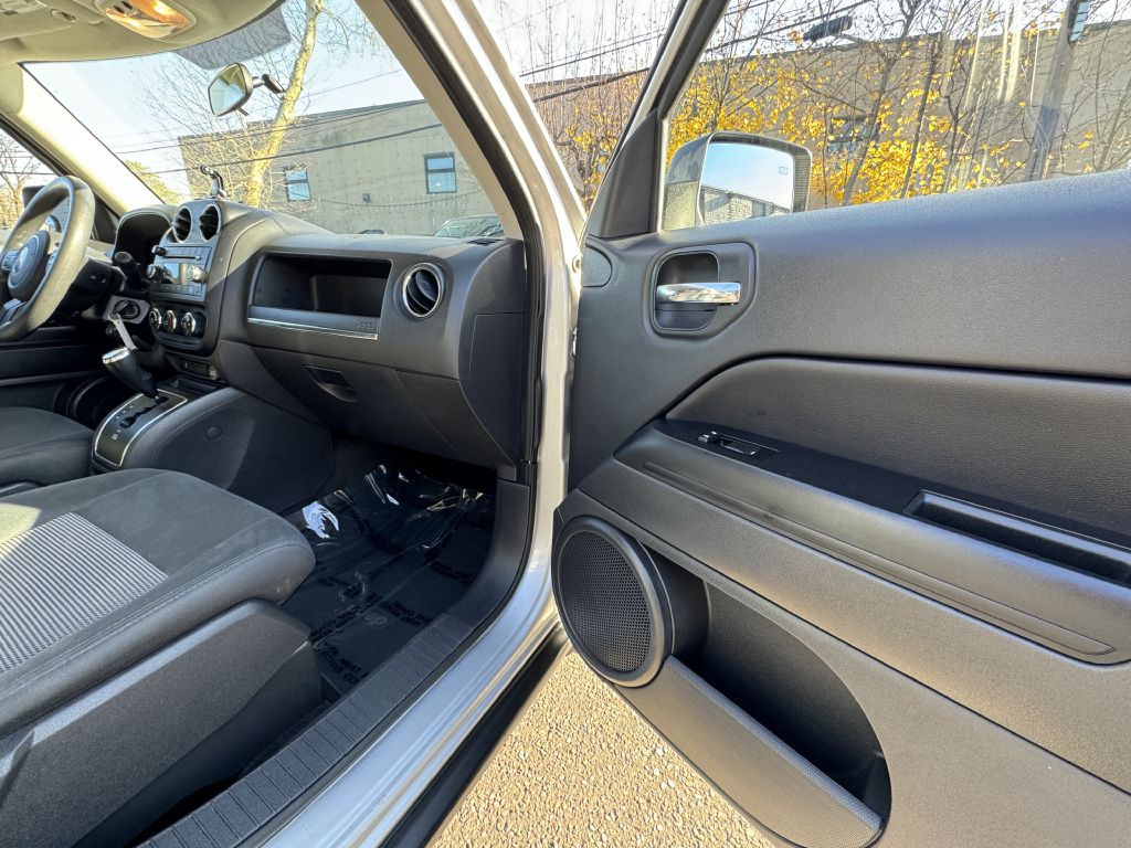 2012 Jeep Patriot Image 14