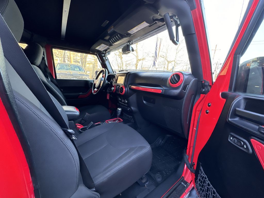 2015 Jeep Wrangler Unlimited Image 16