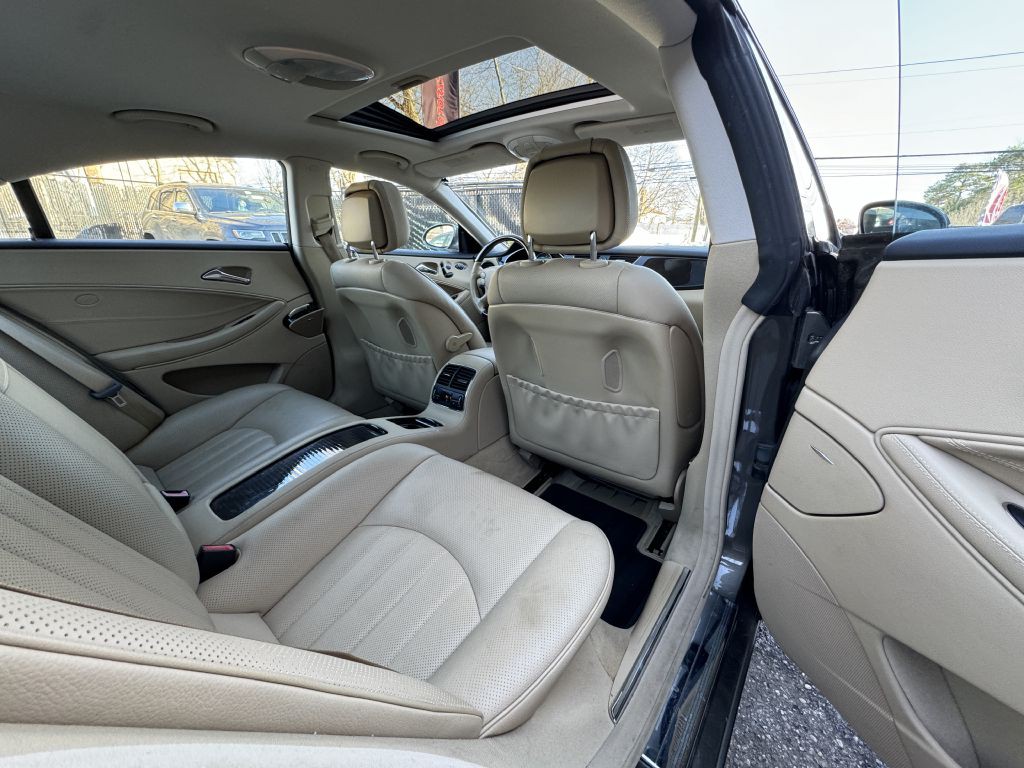 2007 Mercedes-Benz CLS-Class Image 14