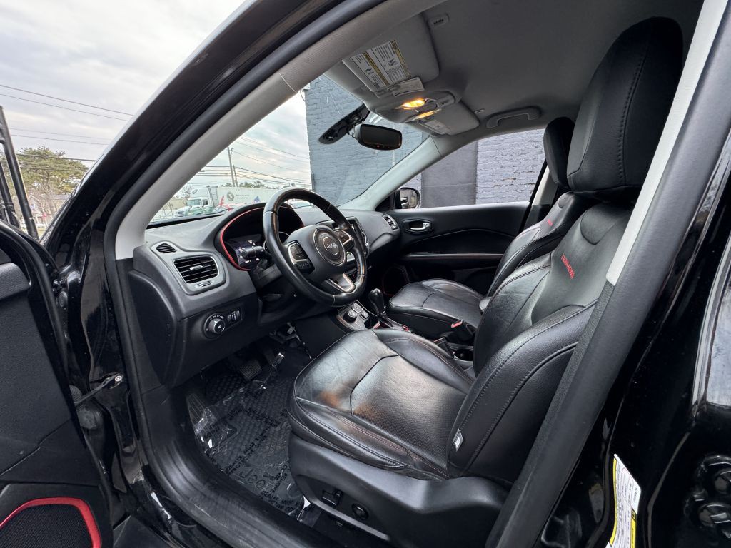 2018 Jeep Compass Image 13