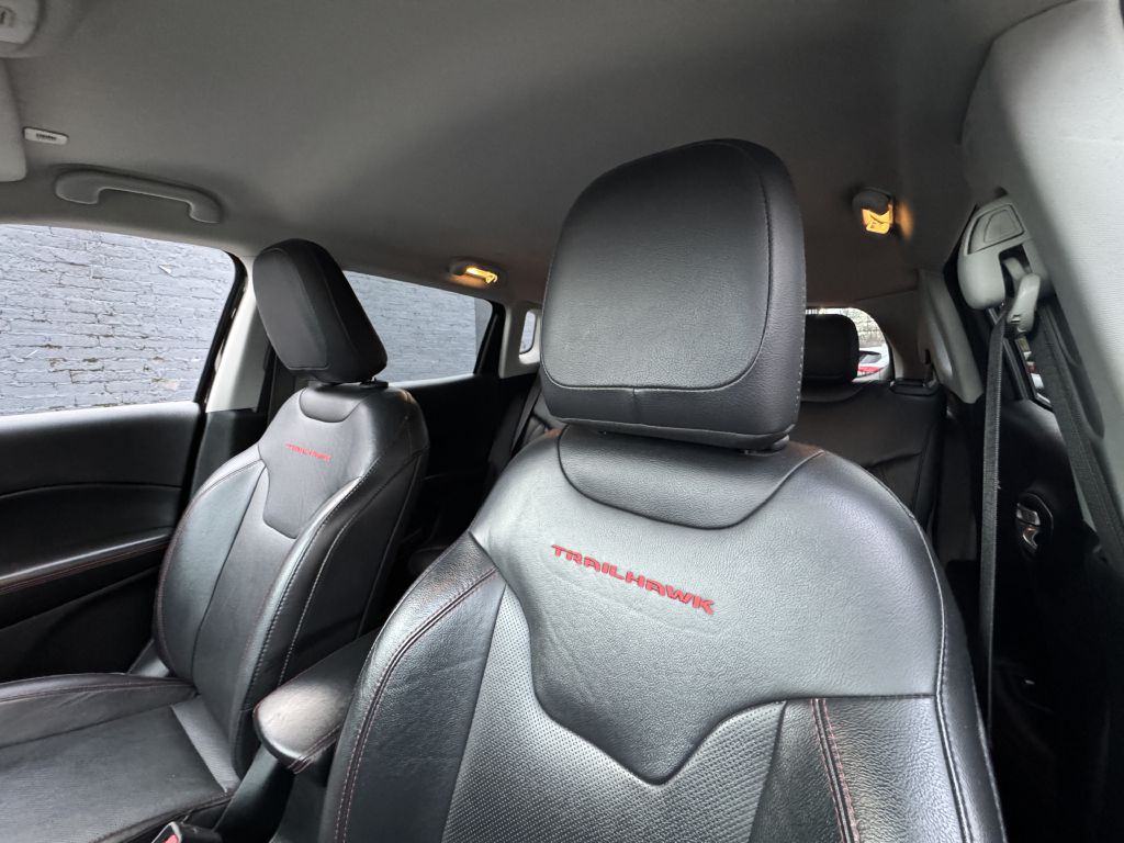 2018 Jeep Compass Image 15