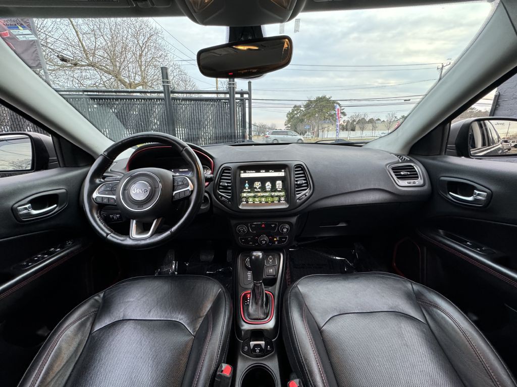 2018 Jeep Compass Image 17