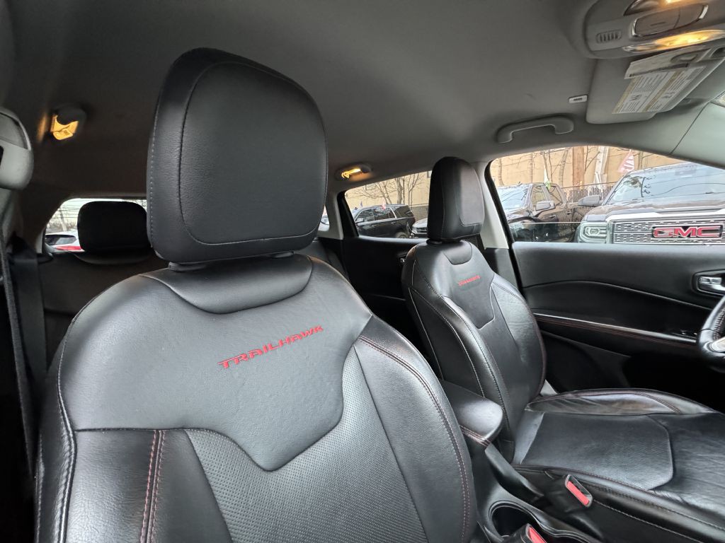 2018 Jeep Compass Image 21