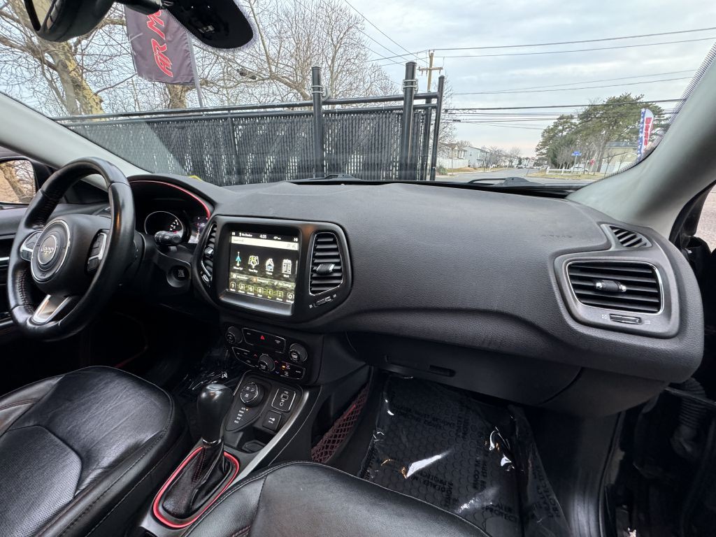 2018 Jeep Compass Image 22
