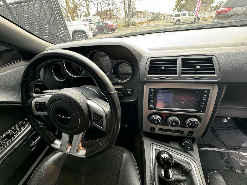 2012 Dodge Challenger Image 20