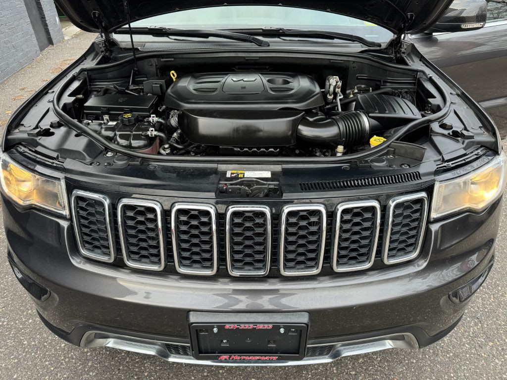 2017 Jeep Grand Cherokee Image 9