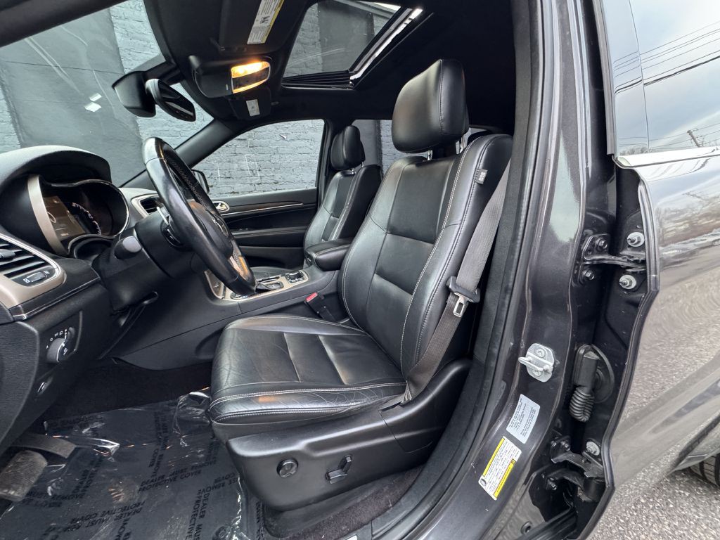 2017 Jeep Grand Cherokee Image 14