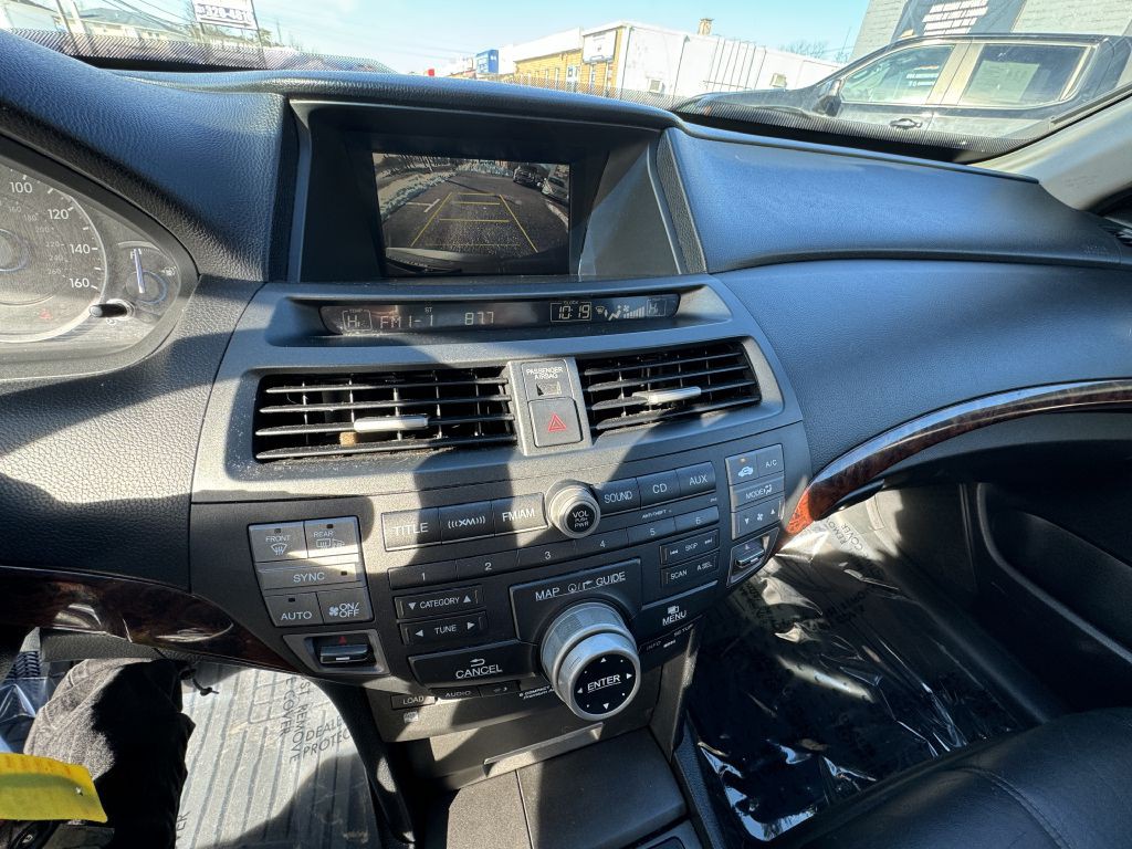 2010 Honda Crosstour Image 11