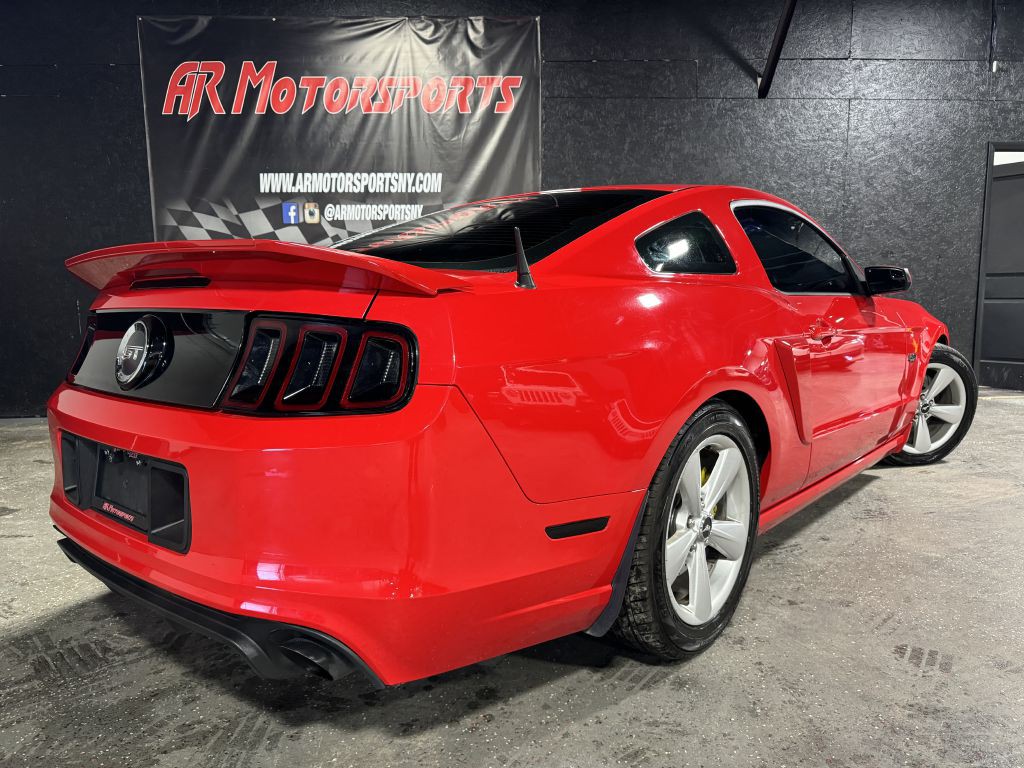 2013 Ford Mustang Image 5