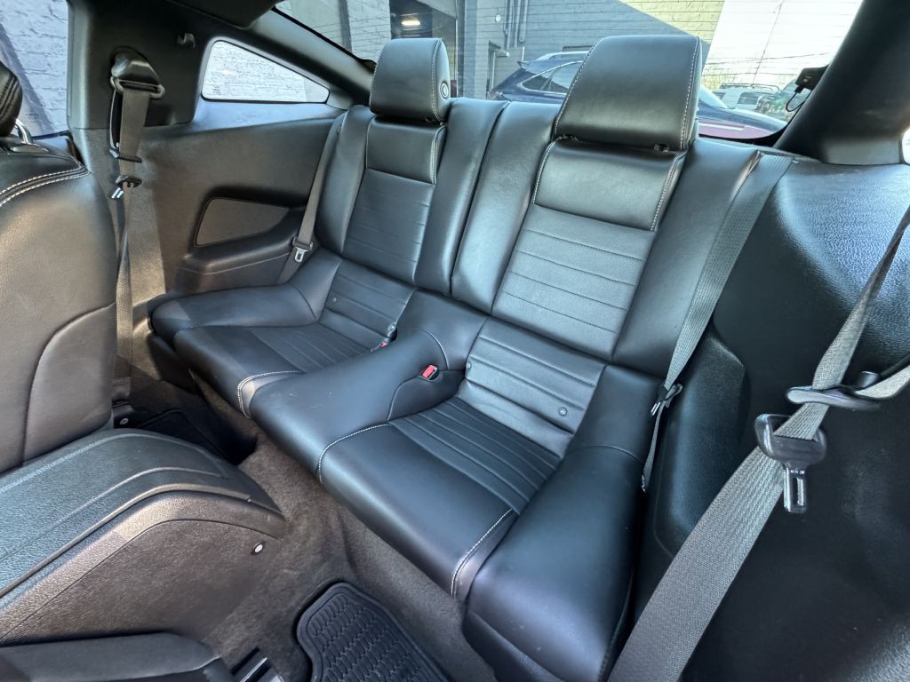 2013 Ford Mustang Image 15