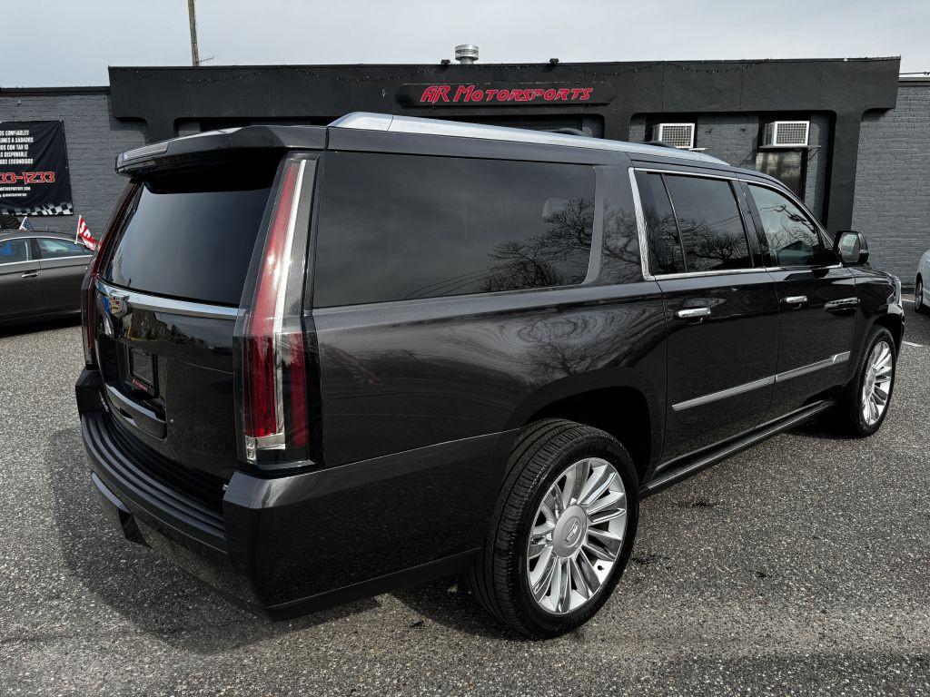 2015 Cadillac Escalade Image 5