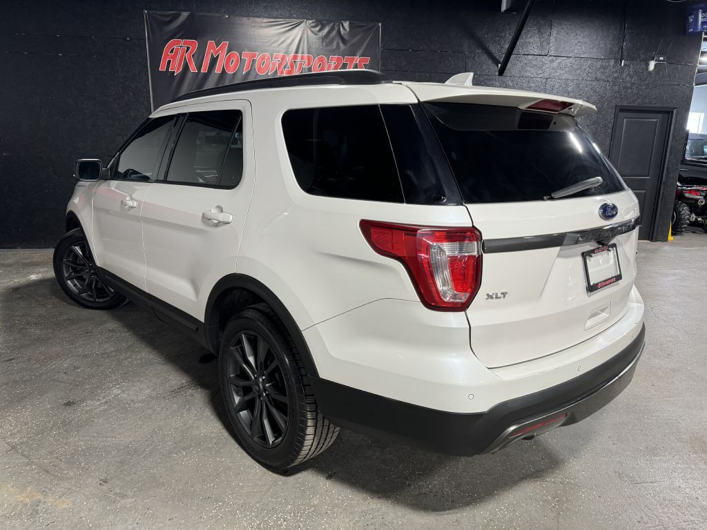 2017 Ford Explorer Image 3