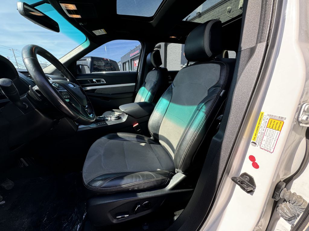 2017 Ford Explorer Image 14