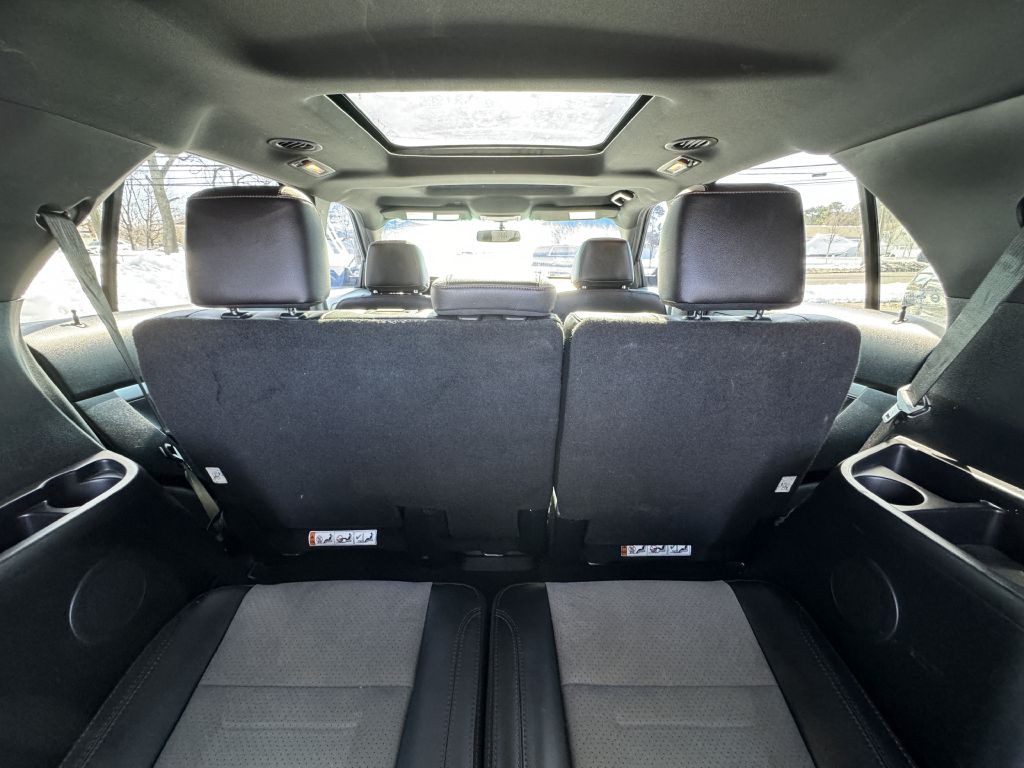 2017 Ford Explorer Image 21