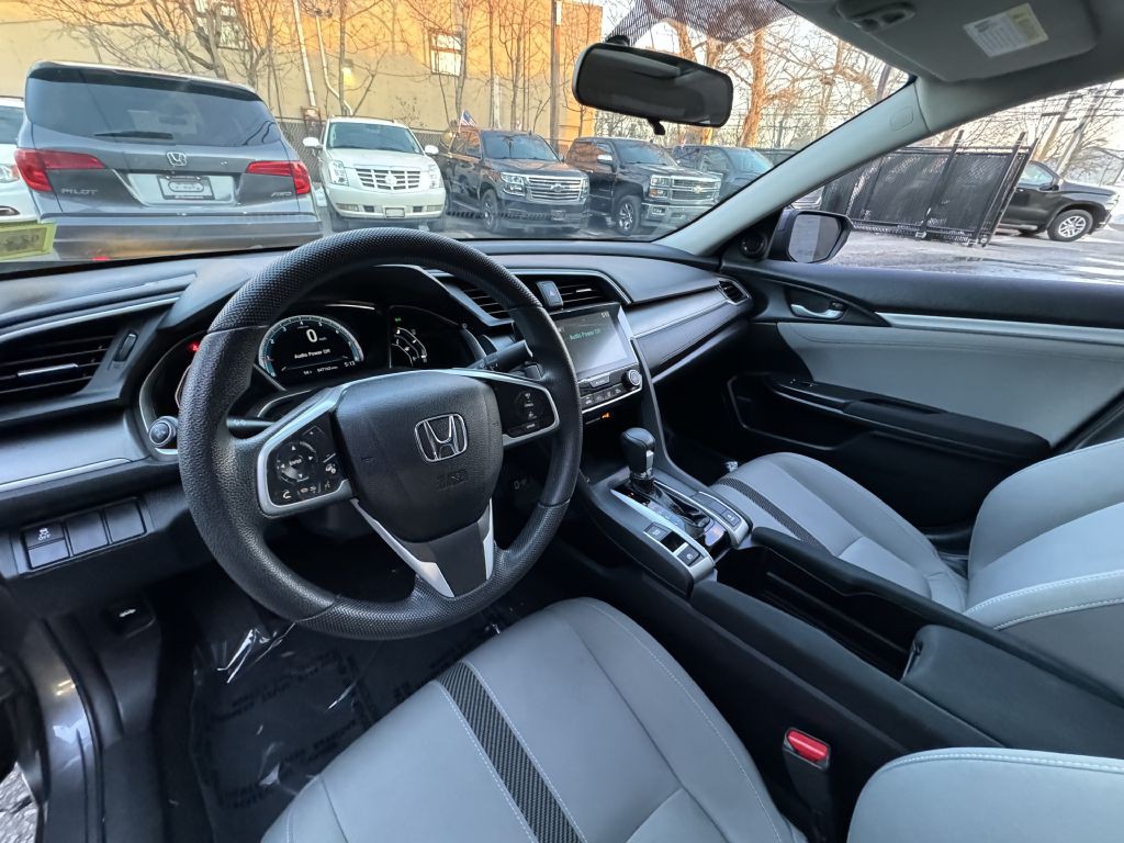 2018 Honda Civic Image 10