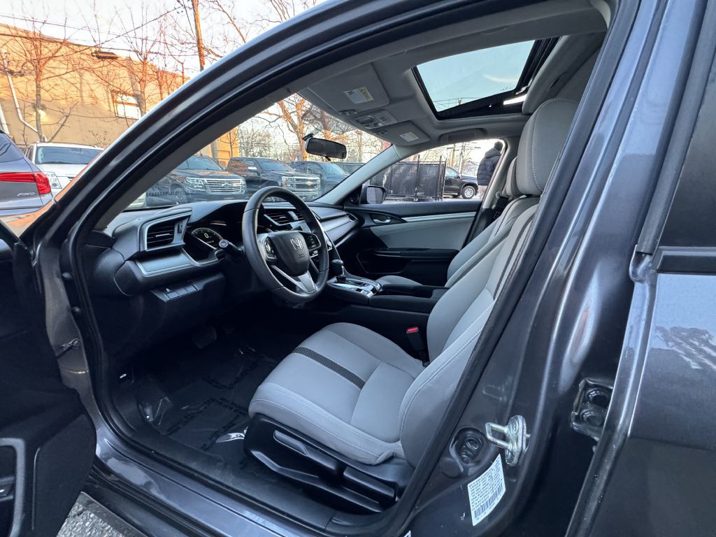 2018 Honda Civic Image 11