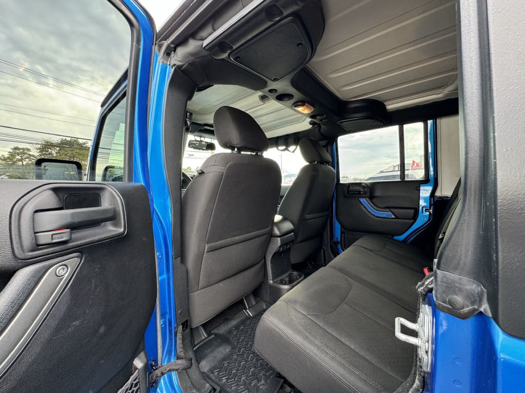 2016 Jeep Wrangler Unlimited Image 16