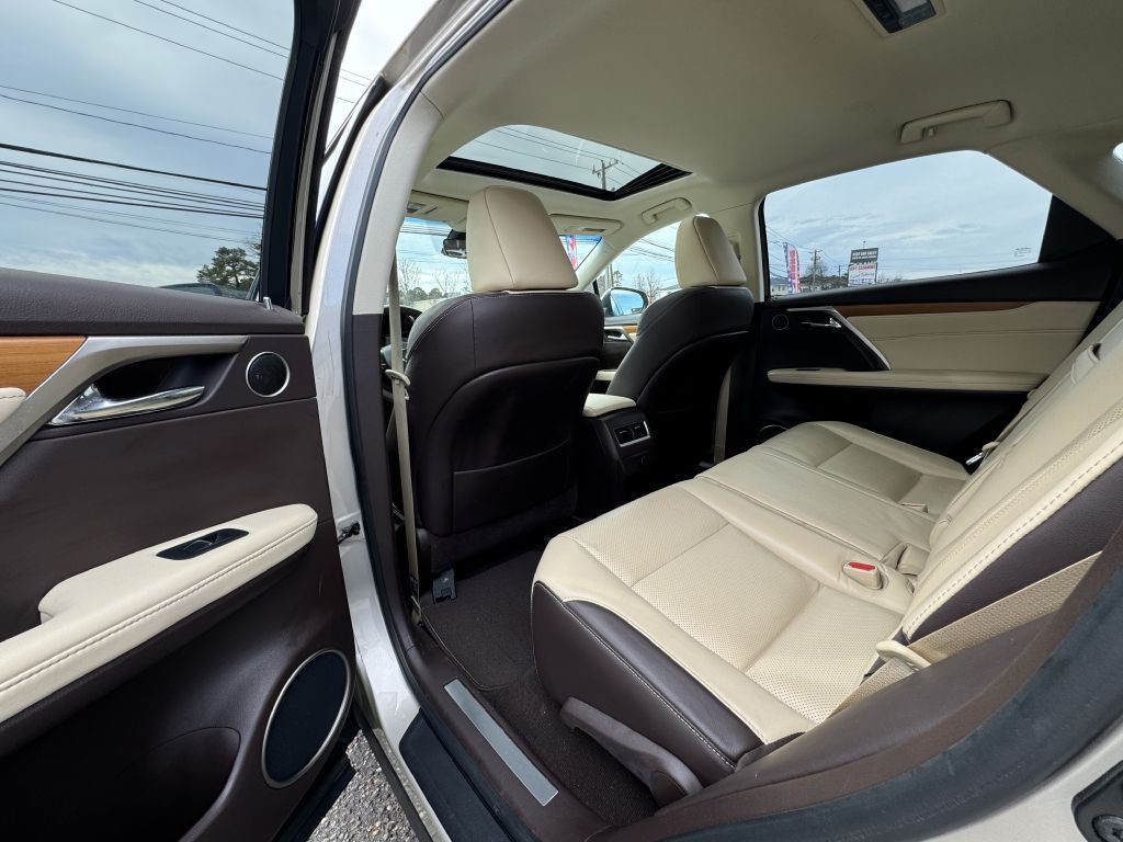 2016 Lexus RX Image 14