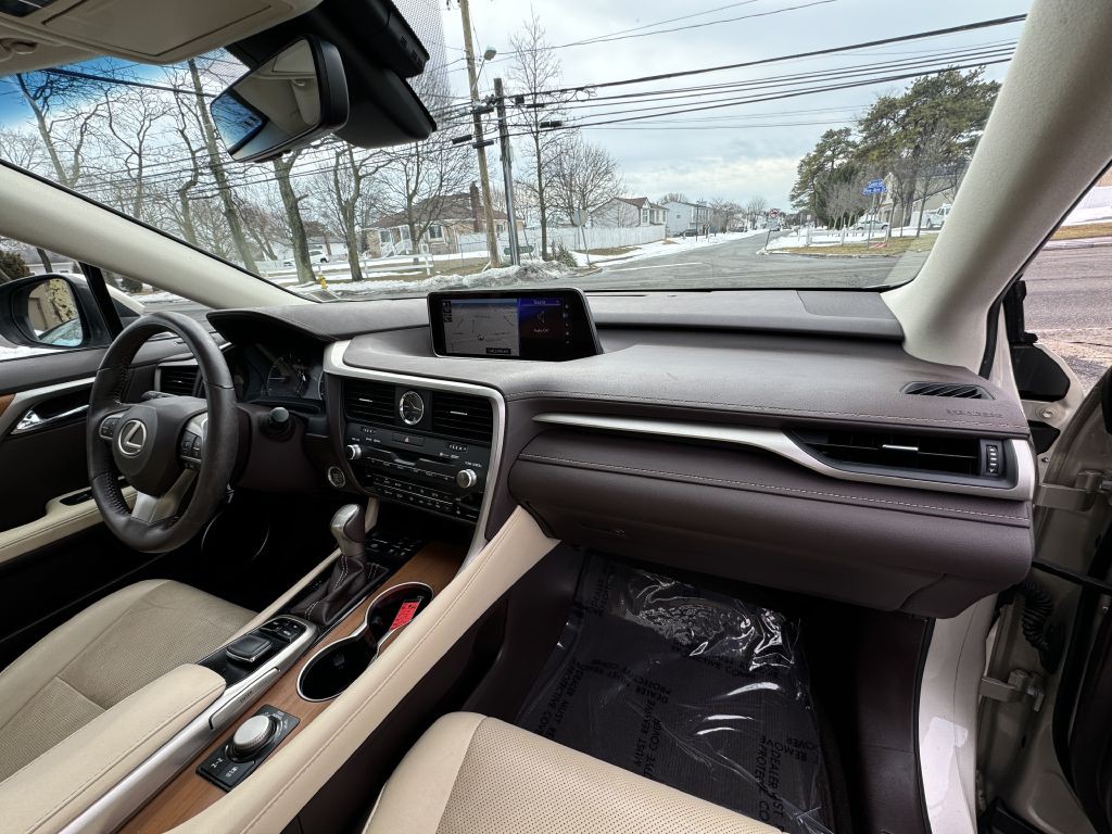 2016 Lexus RX Image 20